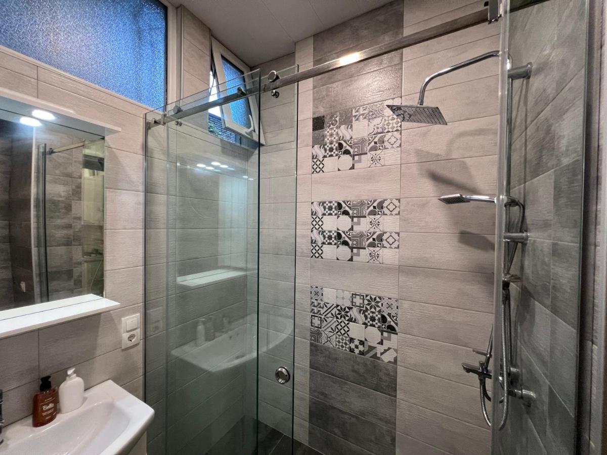 Cosy Apartment In Tbilisi Centre מראה חיצוני תמונה