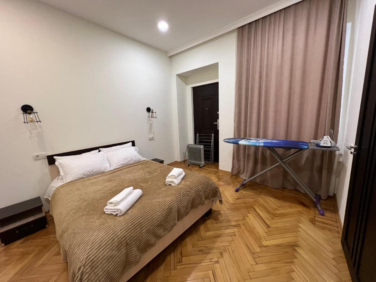 Cosy Apartment In Tbilisi Centre מראה חיצוני תמונה